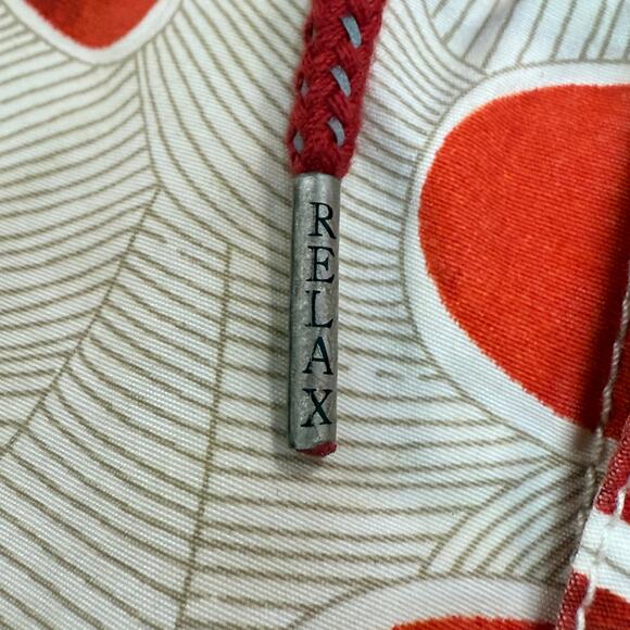 Tommy Bahama Men’s Medium Tropical Boardshorts Red Floral Size 32” Waist - Picture 9 of 10